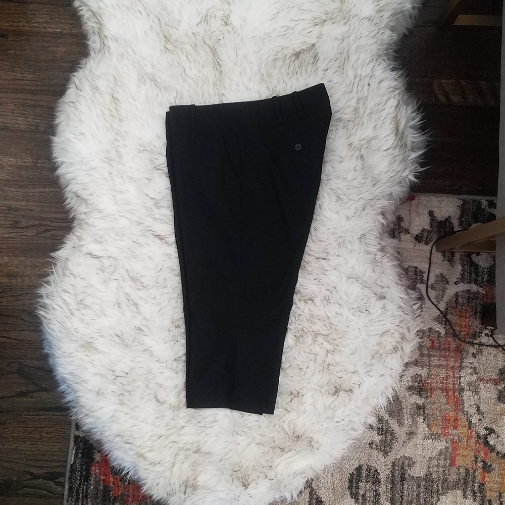 The Limited Drew Fit Black Capri Dress Pants - Size 8
